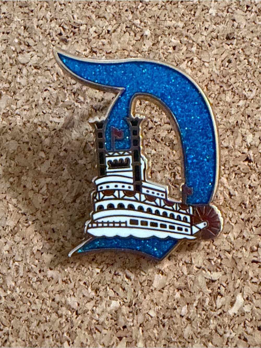 Disney Mark Twain Steamboat D Pin